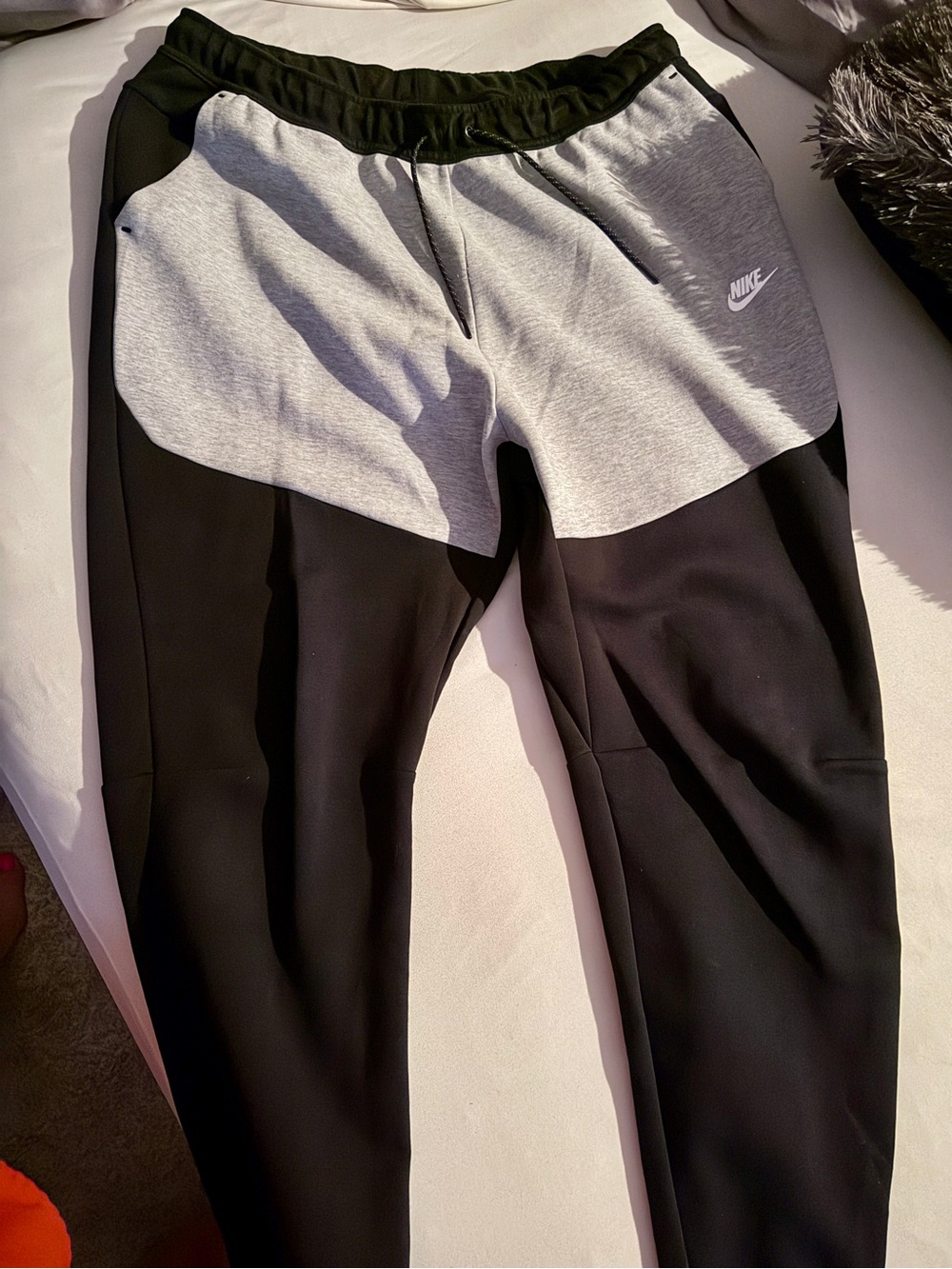 Nike Two-Tone Black and Gray Men's Tech Jogger Sweatpants